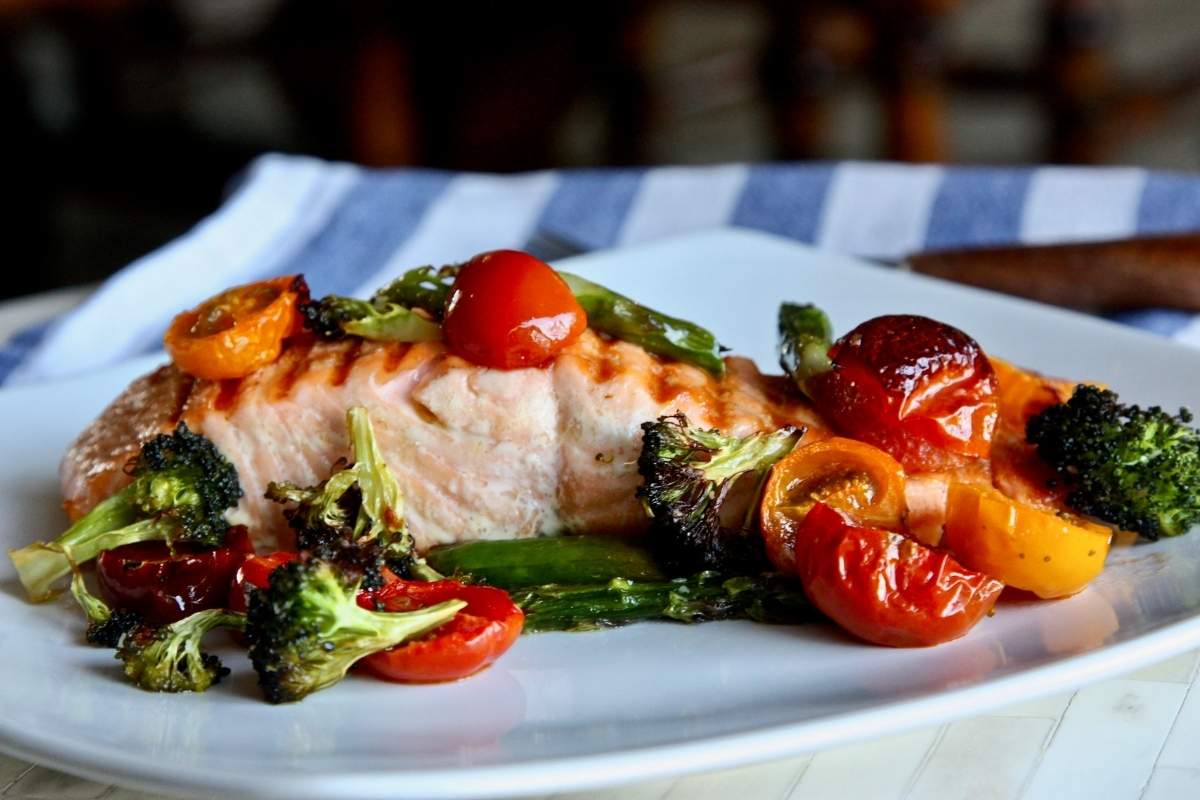 Dinner: Baked Salmon with Roasted Vegetables