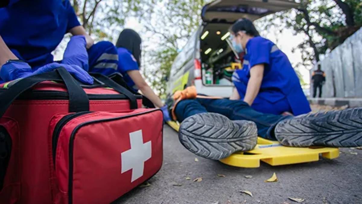 Essential First Aid Tips: How to Handle Medical Emergencies